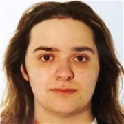 Profesora titulada en Diseño gráfico con preferencia por motion graphics y el campo audiovisual y artístico. Imparto clase online.